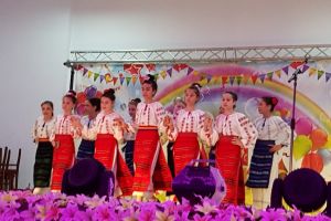 Atmosfera de sarbatoare si zeci de surprize, oferite copiilor, de 1 Iunie, de Primaria si Consiliul Local Gradina (galerie foto)