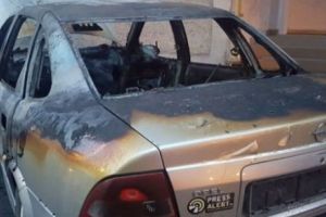 EXECUȚIE în STIL MAFIOT. Maşina unui cunoscut JURNALIST din ROMÂNIA a fost INCENDIATĂ