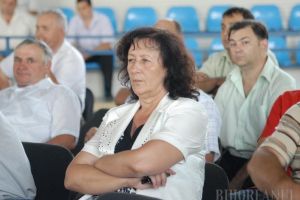 Judecată pentru abuz şi un prejudiciu de 10.000 euro, fosta primăriţă din Pietroasa, Saveta Oşvat a fost achitată definitiv!