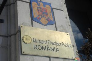 Ministerul Finanţelor a planificat în iunie împrumuturi de la băncile comerciale de 3,6 miliarde de lei