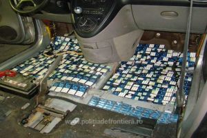 Captura impresionanta de tigari de contrabanda la frontiera. Unde erau ascunse pachetele de tigari 