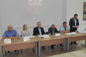 Cea de-a XIII-a ediţie a sesiunii de comunicări a doctoranzilor în Istorie s-a desfăşurat la Universitatea din Oradea