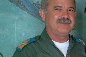 Ceremonii in toate unitatile militare din Romania in memoria comandorului Ion Staiculescu, decedat in misiune in Franta