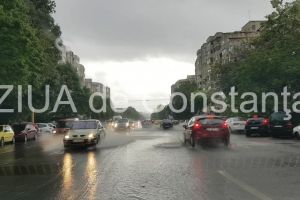 Anuntul meteorologilor: Instabilitate atmosferica accentuata in tara. Unele zone sunt sub cod portocaliu