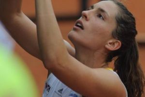 Reacţie ȘOCANTĂ a lui Petkovic după ce a fost INVINSĂ de Halep: „Alergi, alergi şi speri şi te ROGI pentru VIAŢA ta”