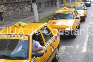 O firma de taxi din Constanta, delapidata! Zeci de masini, vandute la preturi derizorii 