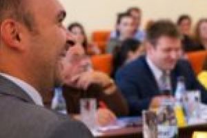 La Caransebeş, pesediştii citează din… clasici liberali! Buşoi, dat exemplu pentru Felix Borcean!