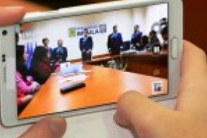 Politistii ii sfatuiesc pe copii ca, pentru protectia bunurilor de valoare, precum telefoanele sau tabletele, dar si a sanatatii si chiar vietii, sa tina cont de urmatoarele sfaturi