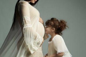 Elena Basescu, mama a treia oara. A adus pe lume o fetita