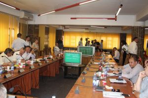 Consilierii PSD şi ALDE au părăsit sala la şedinţa Consiliului Local Suceava