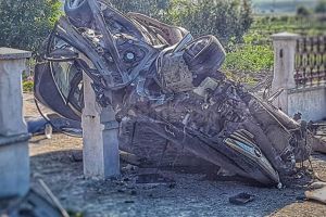 Doi tineri în stare gravă, în urma unui accident produs din cauza vitezei excesive