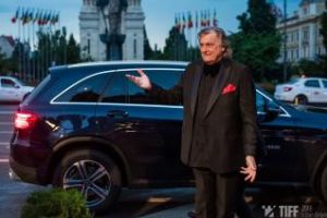 Florin Piersic s-a pozat cu fosta soţie la Gala TIFF. I-a înmânat şi un premiu FOTO