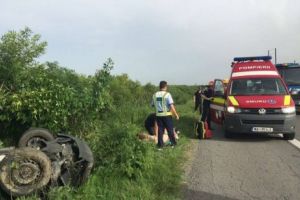 ACCIDENT GRAV de microbuz. Un MORT şi peste 20 de RĂNIȚI. ISU a activat PLANUL ROȘU