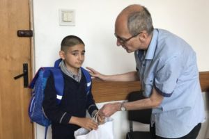 Daruri de la copiii din Italia pentru Doru din Piteşti