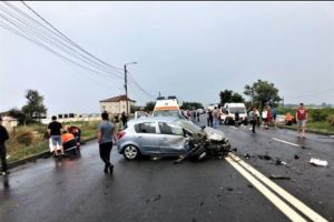 Copil rănit grav. Accident rutier, cu şase victime şi trei maşini, la Constanţa. 

