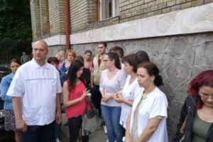 CLUJ: Tehnicienii radiologi au protestat la Spitalul Clinic Judeţean de Urgenţă. Au ameninţat cu demisia în masă