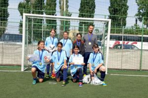 Fotbalistele de la Şcoala „Tudor Vladimirescu”, cele mai bune din ţară