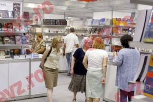 Bookfest, târgul sacoşelor pline!