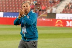 Fotbal: Antrenorul Dan Petrescu si-a reziliat contractul cu CFR Cluj