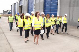 S-au facut primele probe la Staţia de Tratare Mecano-Biologică a deseurilor, din Ploiesti. Ministrul Gavrilescu, a fost la fata locului