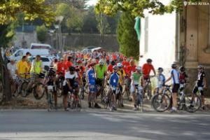 Acţiunea „Pedalează pentru un scop bun”, organizată la Târgu Secuiesc, are de această dată o latură caritabilă