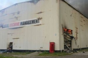 Incendiul de la arhiva Dărăşti, provocat de un scurtcircuit