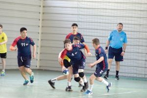 Fetele merg la Reşiţa, băieţii la Baia Mare