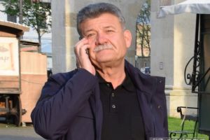 Cum arată petiţia iniţiată pentru a nu se interzice creşterea păsărilor de curte în gospodăriile din Alba Iulia. Documentul va ajunge la Mircea Hava