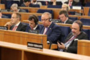 Semnal de unitate transmis de Ion Mocioalcă la Varşovia, înaintea summitului NATO de la Bruxelles