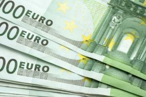 Fonduri europene de max. 25.000 Euro fiecare, pentru mici afaceri în 38 de localităţi din România. Se depun proiecte