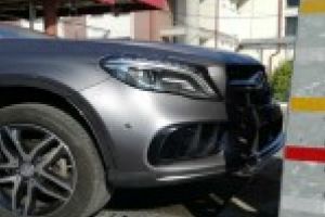 Galerie Foto: Mercedes-Benz  declarat furat in Germania, descoperit la frontiera in Romania