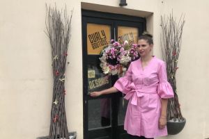 Boutique-ul cu cele mai frumoase rochii din Sibiu –  Povestea Curly e ’’croită’’ cu pasiune