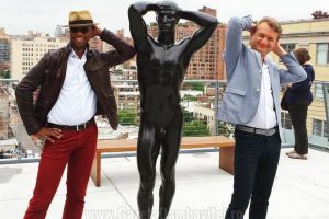 Curtea de Justiţie a UE a decis, în cazul târgovişteanului Adrian Coman, că noţiunea „soţ” cuprinde şi soţii de acelaşi sex