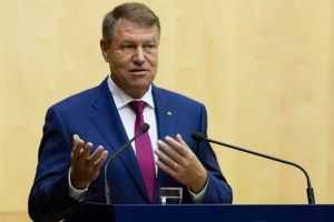 Societatea Timisoara ii cere presedintelui Romaniei retragerea decoratiilor persoanelor condamnate