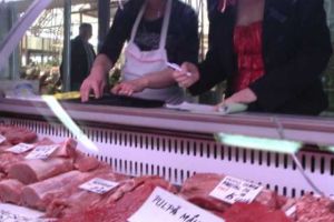 Amenzi de peste 100.000 de lei date de Protecţia Consumatorilor, în luna mai