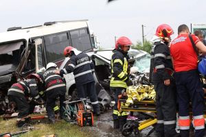 Planul Roşu de Intervenţie în Harghita. 15 victime, dintre care 2 persoane decedate la ieşirea din Miercurea Ciuc