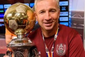 CFR Cluj şi-a luat adio OFICIAL de la Dan Petrescu. Cine îl va înlocui pe banca tehnică