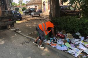 Amenzi USTURĂTOARE pentru cei care lasă DEȘEURI pe domeniul public