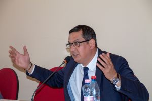 A treia oară, cu noroc! Pentru Oancea. Răzvan Mareş nu mai e viceprimarul Devei. Locul acestuia a fost luat de Ferdinand Pogocsan (UDMR)