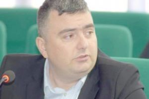 De sezon, de la Protecţia Consumatorilor: Recomandări la cumpărarea alimentelor