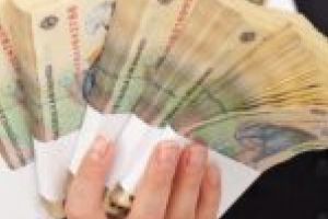 Finanţele cărăşene nu mai aşteaptă să cadă banii din cer! Inspectorii fiscali merg peste lichidatorii judiciari!