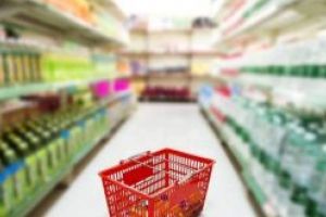 Vanzarile de produse alimentare, bauturi si tutun au contribuit la cresterea cu 6,5% a afacerilor din comert, in primele 4 luni