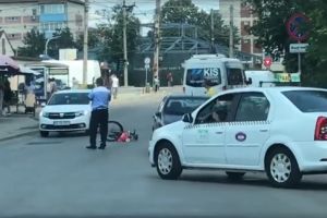 Biciclist in stare grava la spital dupa ce a schimbat directia de mers fara sa se asigure, la Timisoara