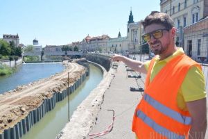 Inginerie la max! Lucrările la promenada de pe malul stâng al Crişului trec prin cea mai spectaculoasă fază (FOTO)