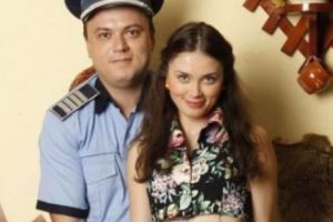 Geanina din „Las Fierbinţi” e mai PROVACATOARE ca niciodată. Lipsa sutienului a atras toate privirile - Galerie Foto HOT 