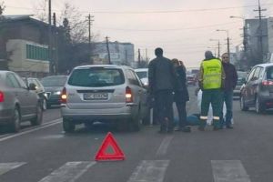 ACCIDENT la Sebeş: O femeie a fost lovită de o maşină, pe trecerea de pietoni. Șoferul autoturismului era băut