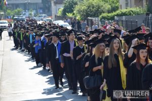 SÂMBĂTĂ: Parada absolvenţilor şi festivitatea de absolvire a Promoţiei 2018 a Universităţii ”1 Decembrie 1918” din Alba Iulia
