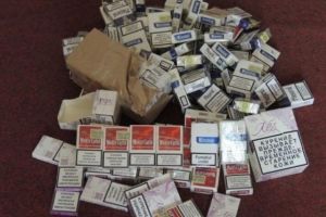 Percheziţii pentru depistarea de produse de contrabandă