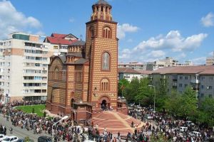 Sfinţirea Bisericii Sfântul Apostol Andrei va bloca duminică traficul rutier în zonă