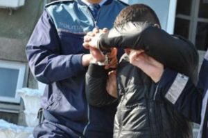 Cecetat penal pentru furt şi violare de domiciliu